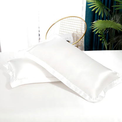 Parure de Lit en Satin blanche